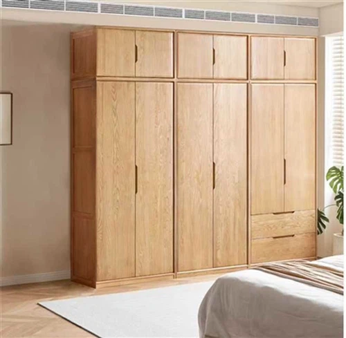 فحص أثاث خزانة الملابس